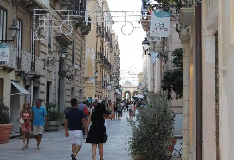 ベッドアンドブレックファースト Torrearsa 17