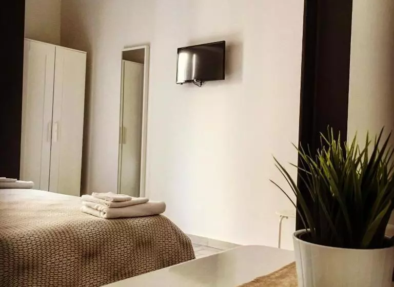 ベッドアンドブレックファースト Torrearsa 17