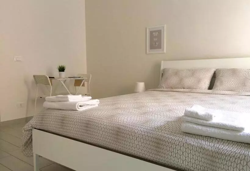 ベッドアンドブレックファースト Torrearsa 17