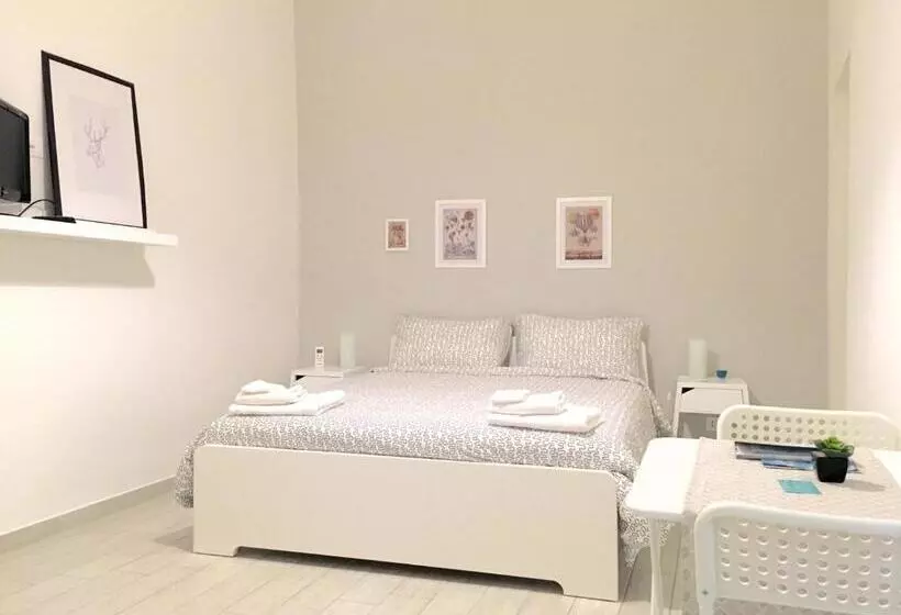 ベッドアンドブレックファースト Torrearsa 17