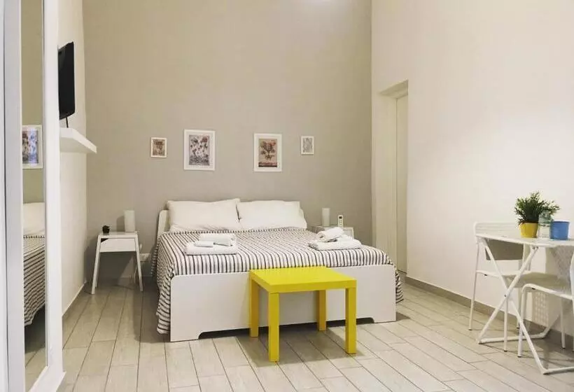 ベッドアンドブレックファースト Torrearsa 17