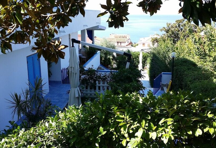 مبيت وإفطار Villa Betta