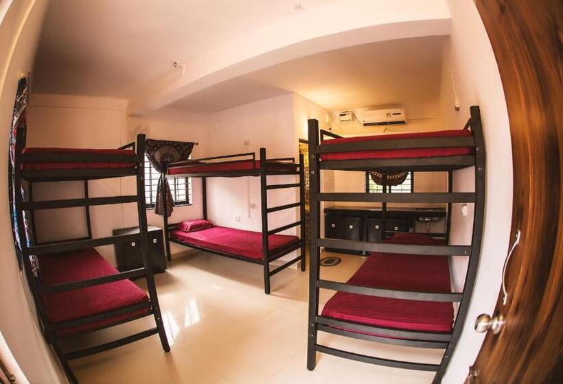Dreams Hostel