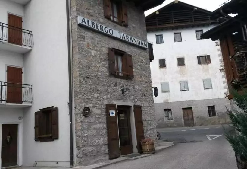 Hotelli Albergo Meuble Tarandan
