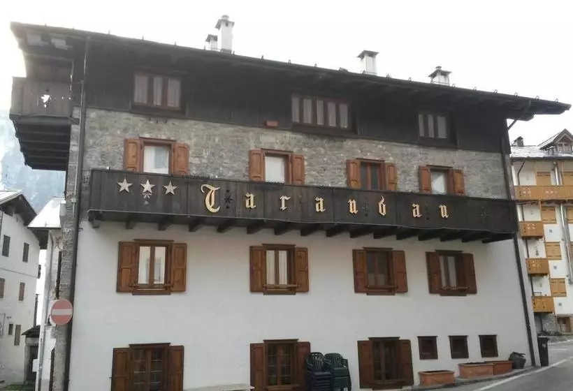 Hotelli Albergo Meuble Tarandan