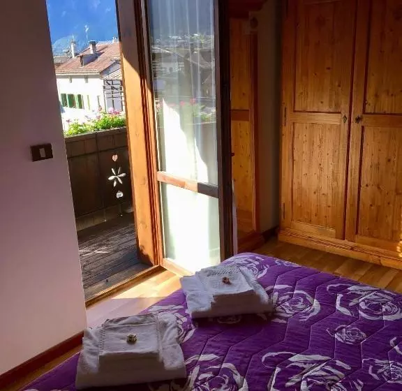 Hotelli Albergo Meuble Tarandan