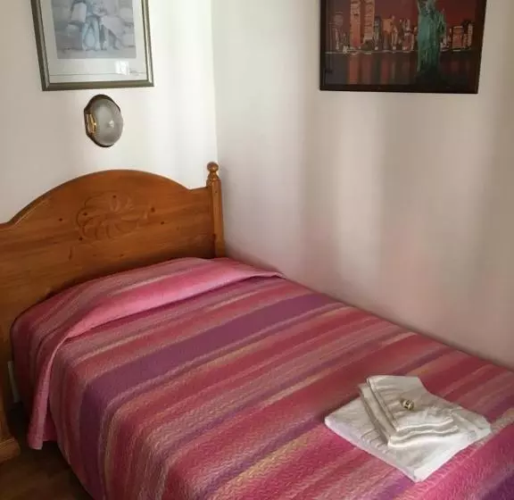 Hotelli Albergo Meuble Tarandan