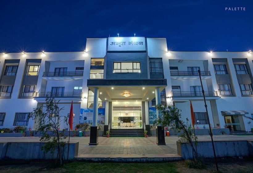 酒店 Amrit Manthan