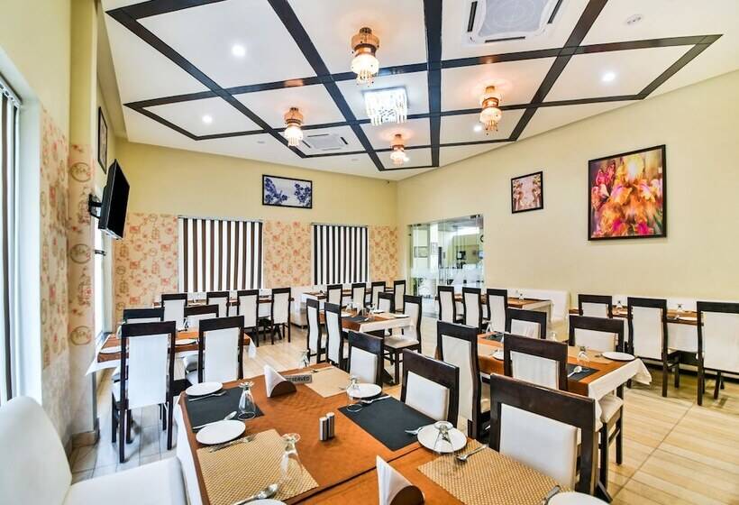 酒店 Amrit Manthan