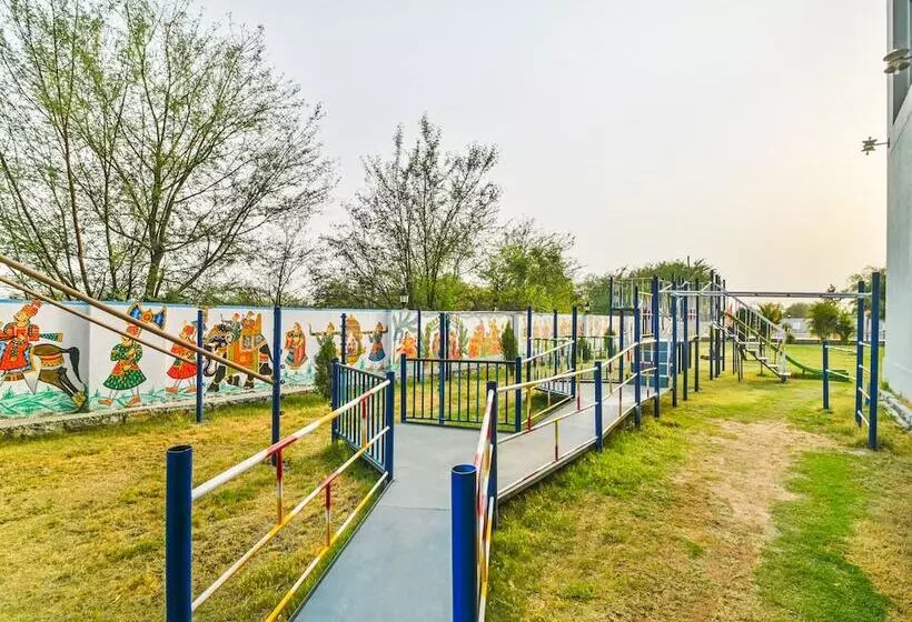 ホテル Amrit Manthan