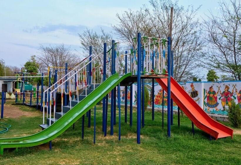 酒店 Amrit Manthan