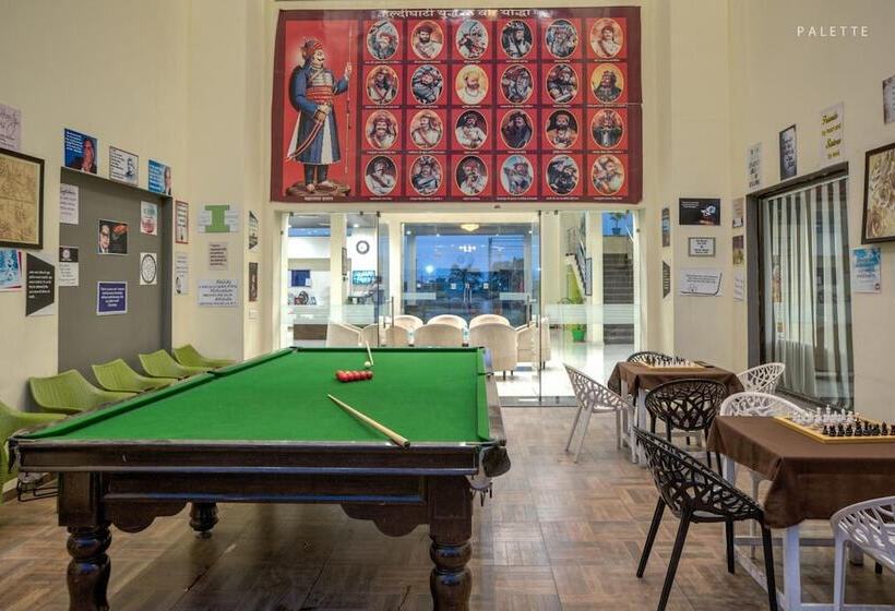 酒店 Amrit Manthan