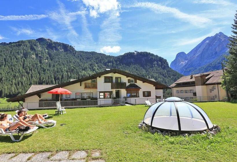 Hotel Appartamenti Arnica