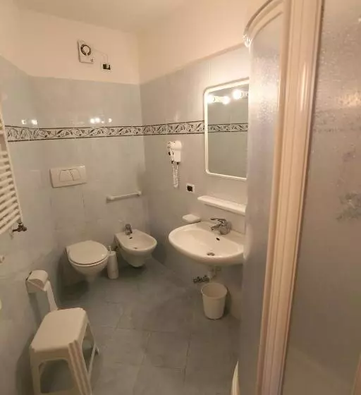 Hotelli Appartamenti Arnica