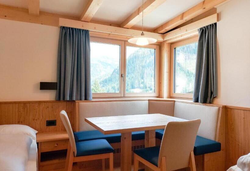 Hotel Appartamenti Arnica