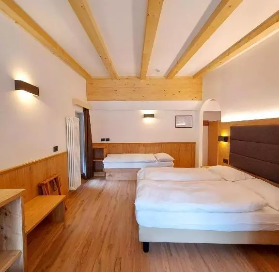 Hotelli Appartamenti Arnica