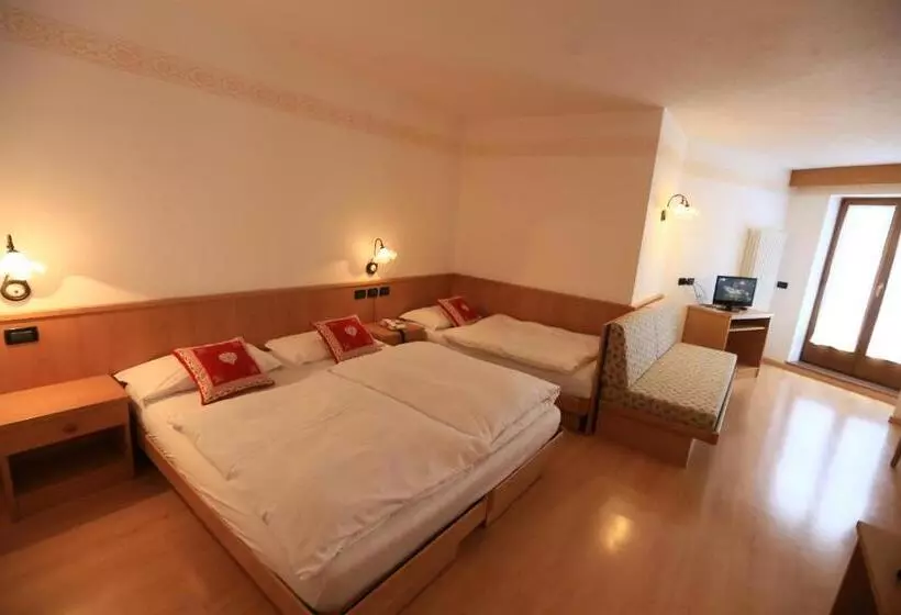 Hotelli Appartamenti Arnica