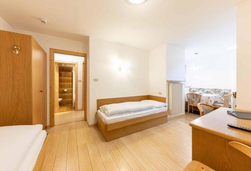 Hotel Appartamenti Arnica