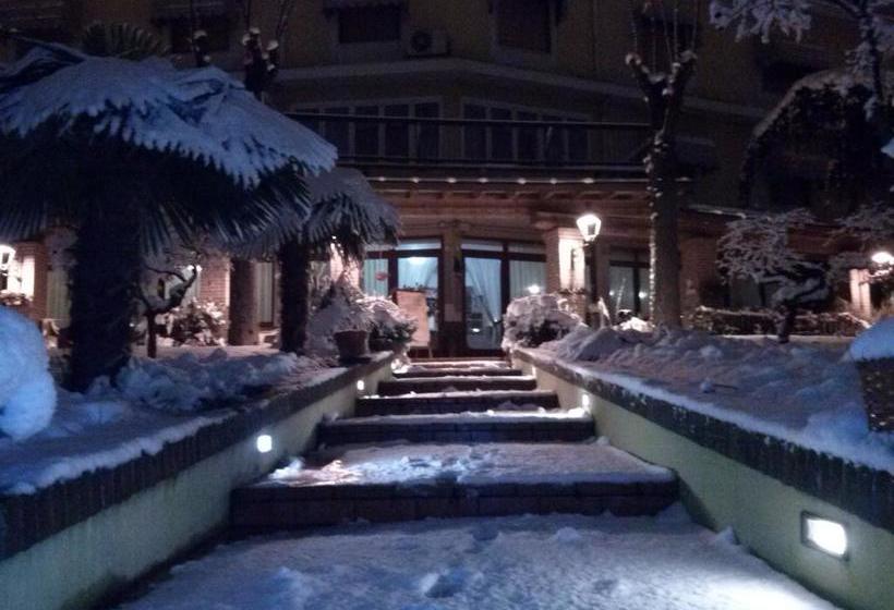 בית מלון כפרי Due Fontane