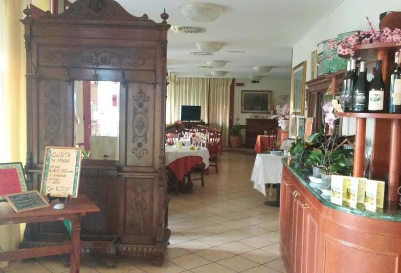 בית מלון כפרי Due Fontane