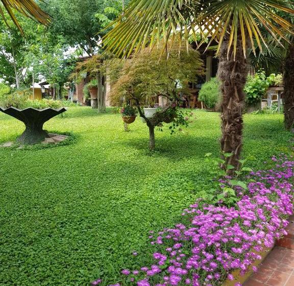 בית מלון כפרי Due Fontane