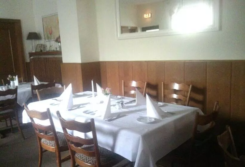 Hotelli Gaststätte Pfingsten