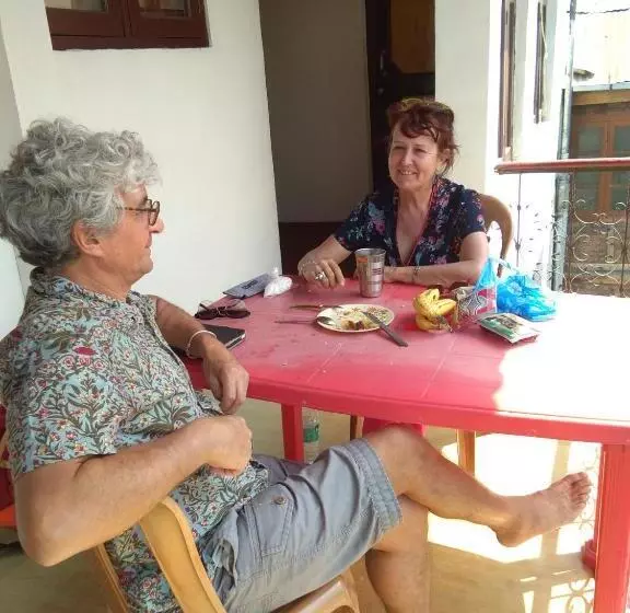 Hotelli Howrah Guest House