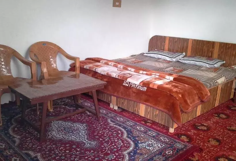 Hotelli Howrah Guest House