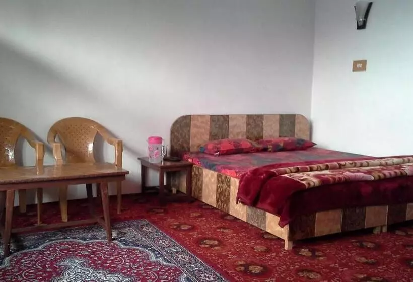 Hotelli Howrah Guest House