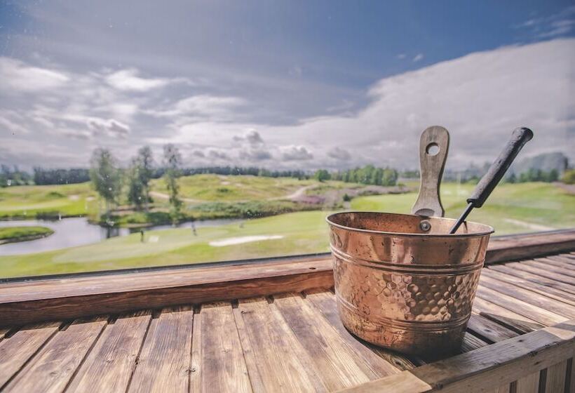 Отель Sand Golf Club