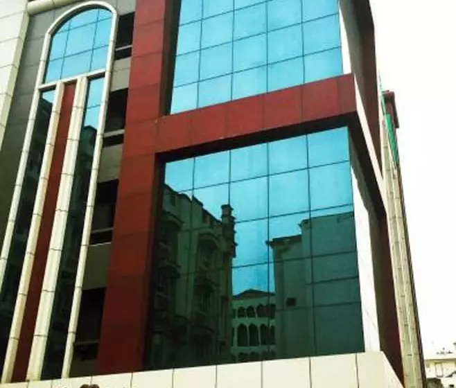 هتل Savera A Business Luxury