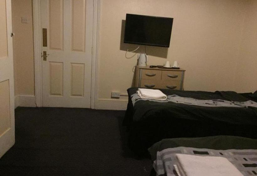 酒店 The White Hart