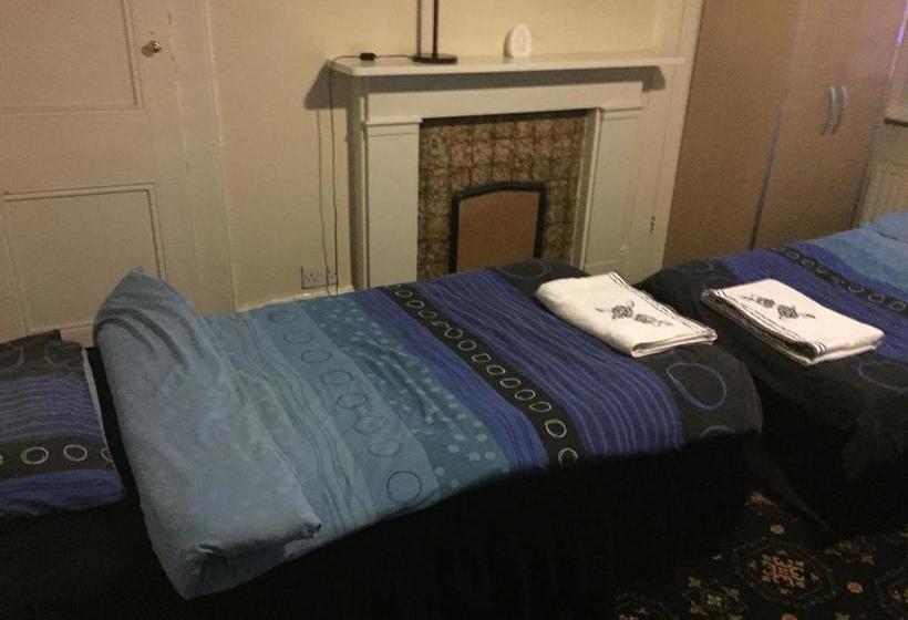 酒店 The White Hart