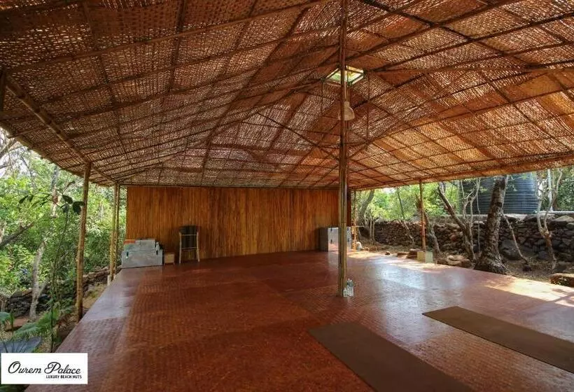 Lomakeskus Ourem Palace