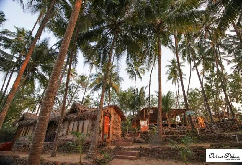 Lomakeskus Ourem Palace