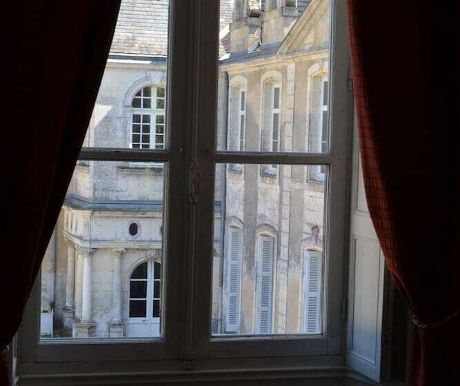 مبيت وإفطار Château De Panloy