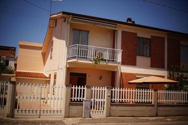 تختخواب و صبحانه Il Melograno