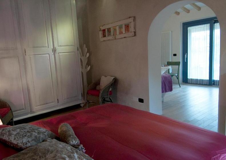 민박 La Casina Di Cioccolata