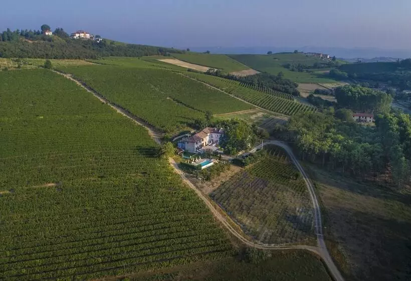 تختخواب و صبحانه Langhe Country House