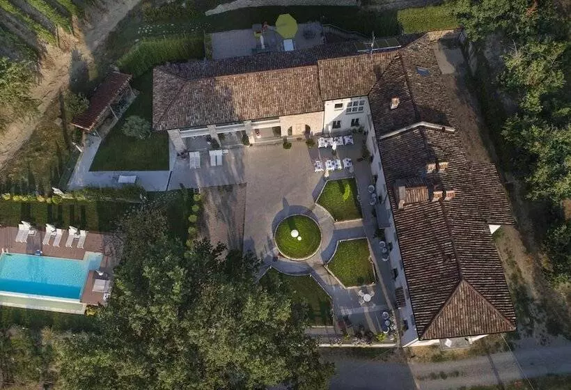 تختخواب و صبحانه Langhe Country House