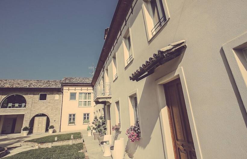 צימר Langhe Country House