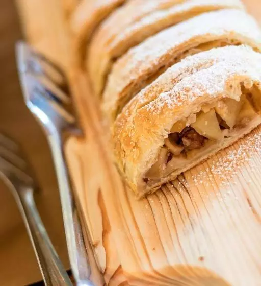 Aamiaismajoitus (B&B) Malga Zebari