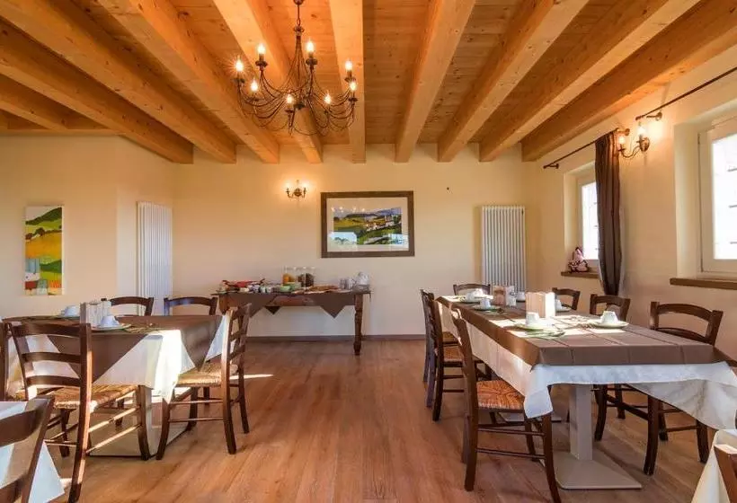 Aamiaismajoitus (B&B) Malga Zebari