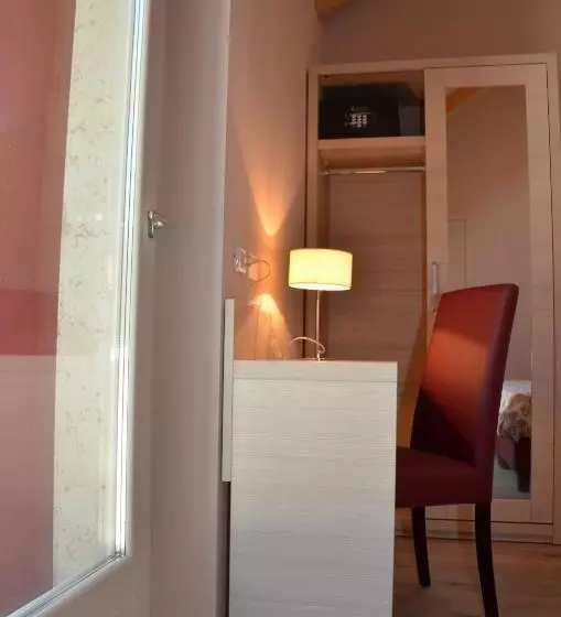 Aamiaismajoitus (B&B) Malga Zebari