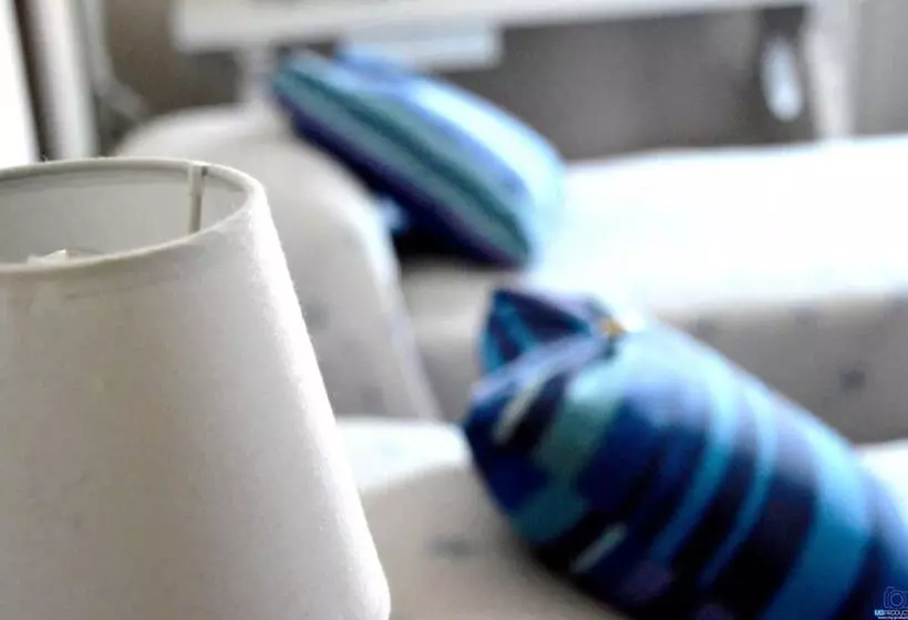 Aamiaismajoitus (B&B) Villa Ceirano