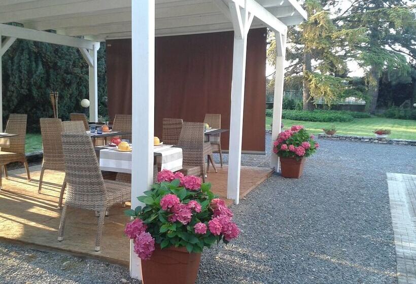 Bed and Breakfast Villa Ceirano