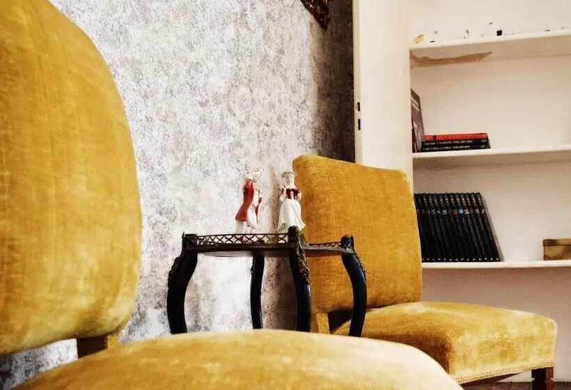 Aamiaismajoitus (B&B) Villa Ceirano