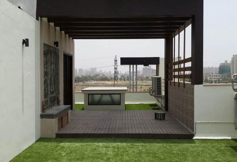 민박 When In Gurgaon   Service Apartments Near Medanta Medicity