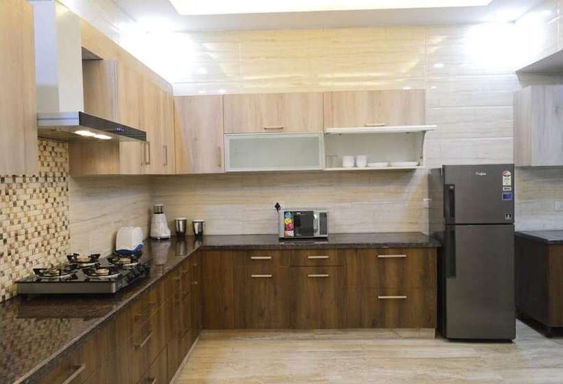 민박 When In Gurgaon   Service Apartments Near Medanta Medicity