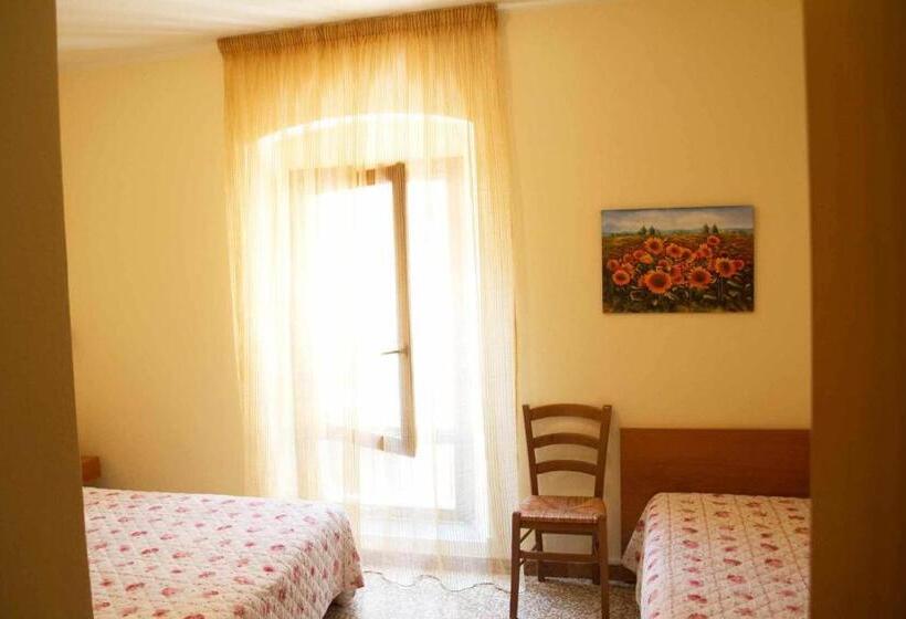 هتل Albergo Dal Baffo